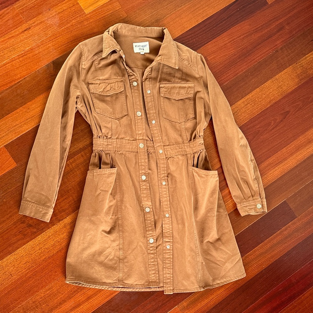 Velvet Heart Brown Button-Up Dress